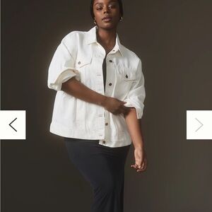 Anthropologie denim boyfriend jean jacket by Pilcro size medium. Ivory